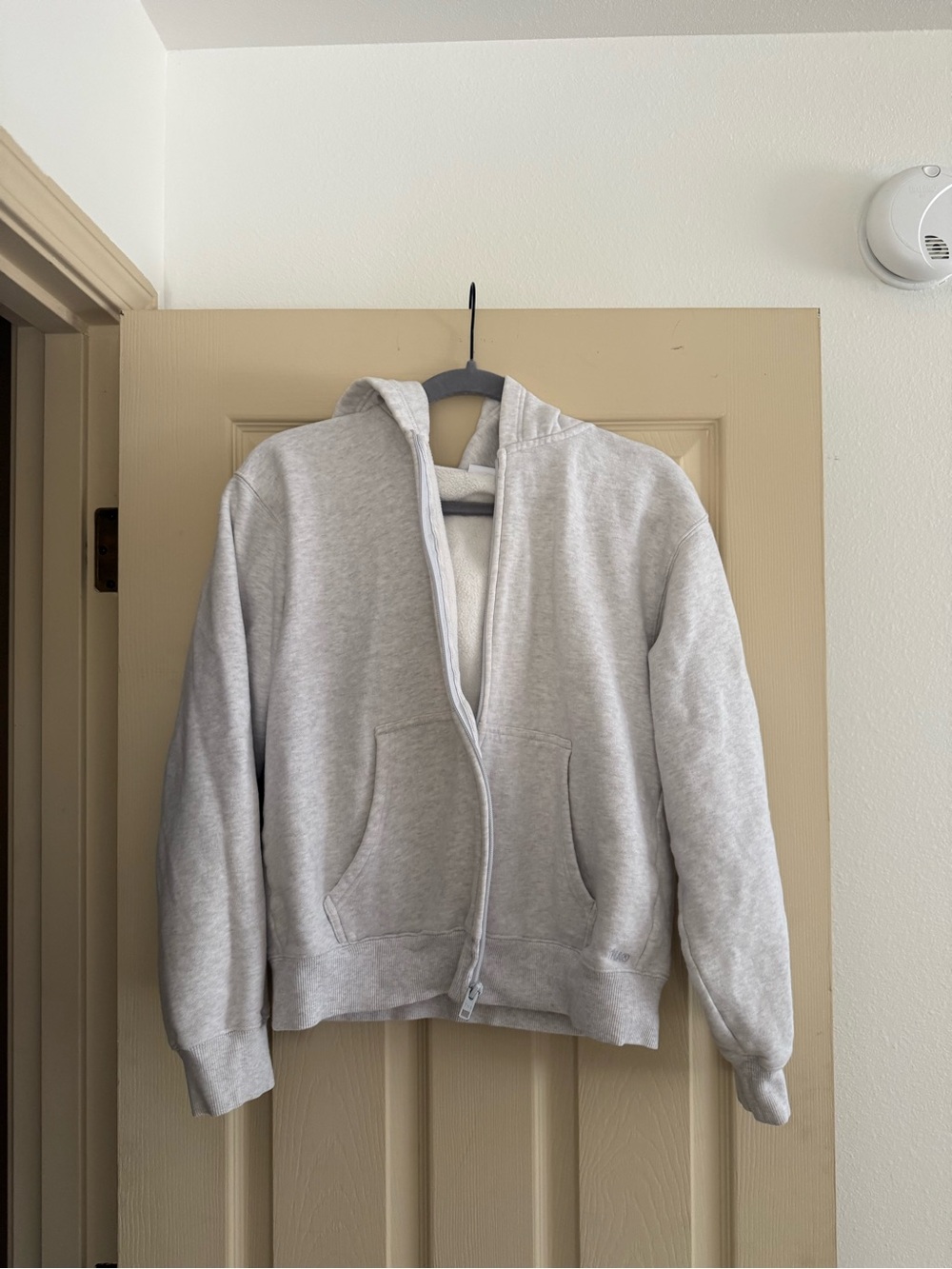 Aritzia TNA Cozy Fleece Perfect Zip Hoodie